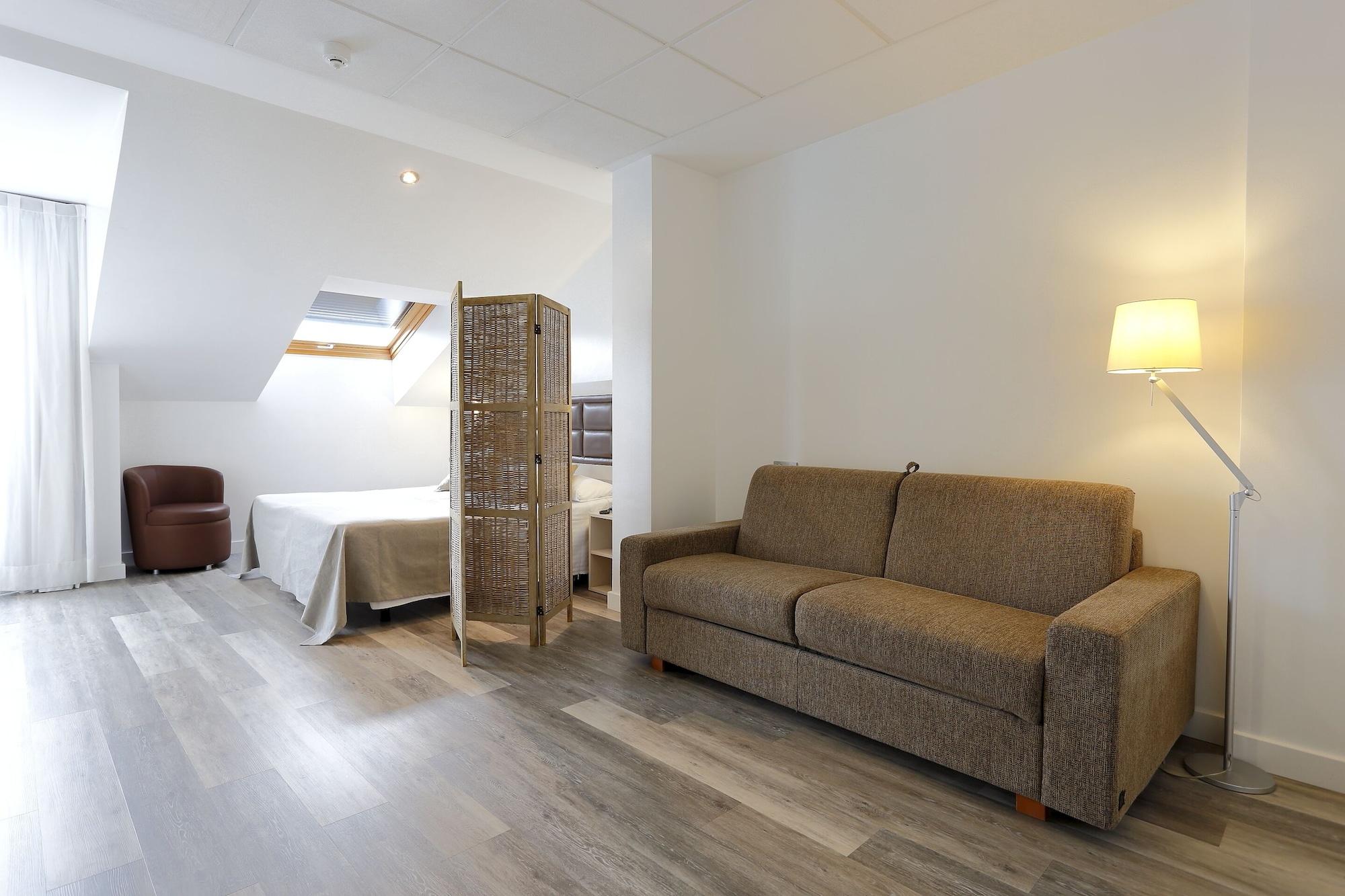 Hotel Santa Rosa, Blue Hoteles Хихон Экстерьер фото